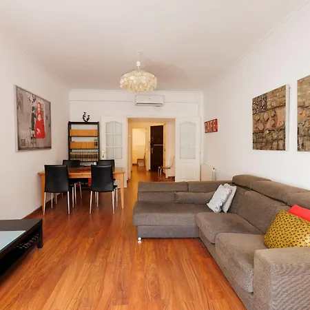 Aparteasy - Private Terrace, 3-bedroom Apartamento