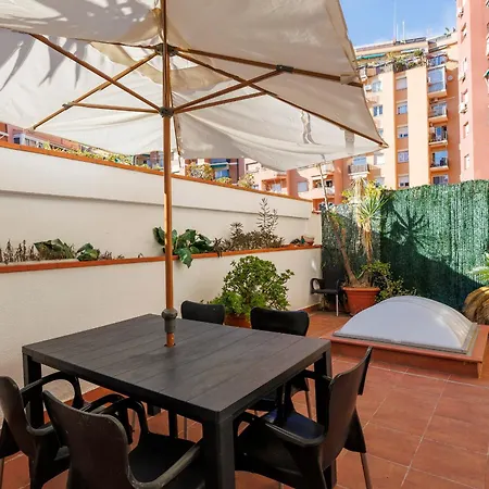 Apartamento Aparteasy - Private Terrace, 3-bedroom Barcelona