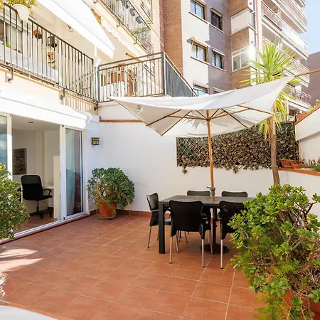 Апартаменты Aparteasy - Private Terrace, 3-bedroom
